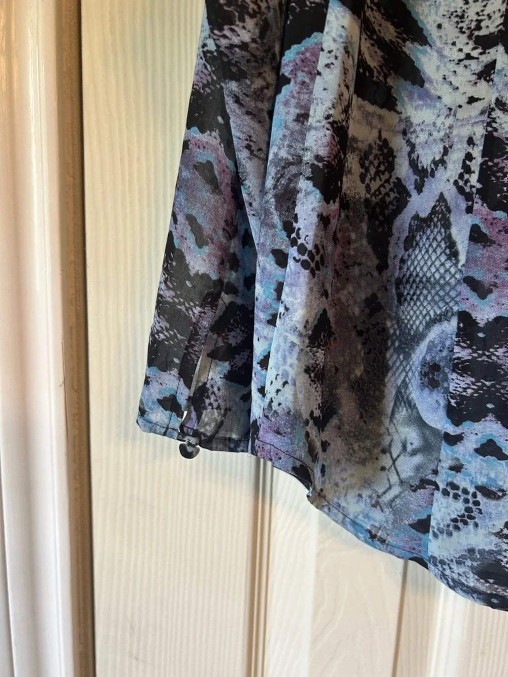 🦉3for$10 Moving🚚Sale Cabi blue black print blouse